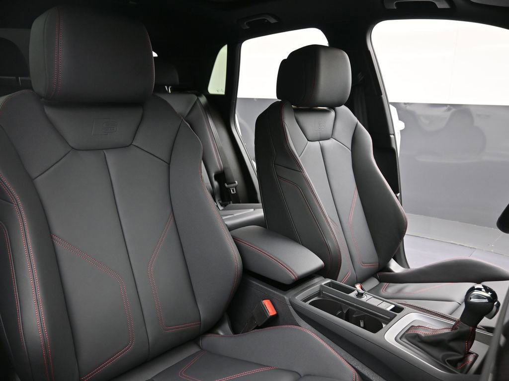 Used 2025 Audi Q3 2.0T Premium Plus w/ Premium Plus Package image 13