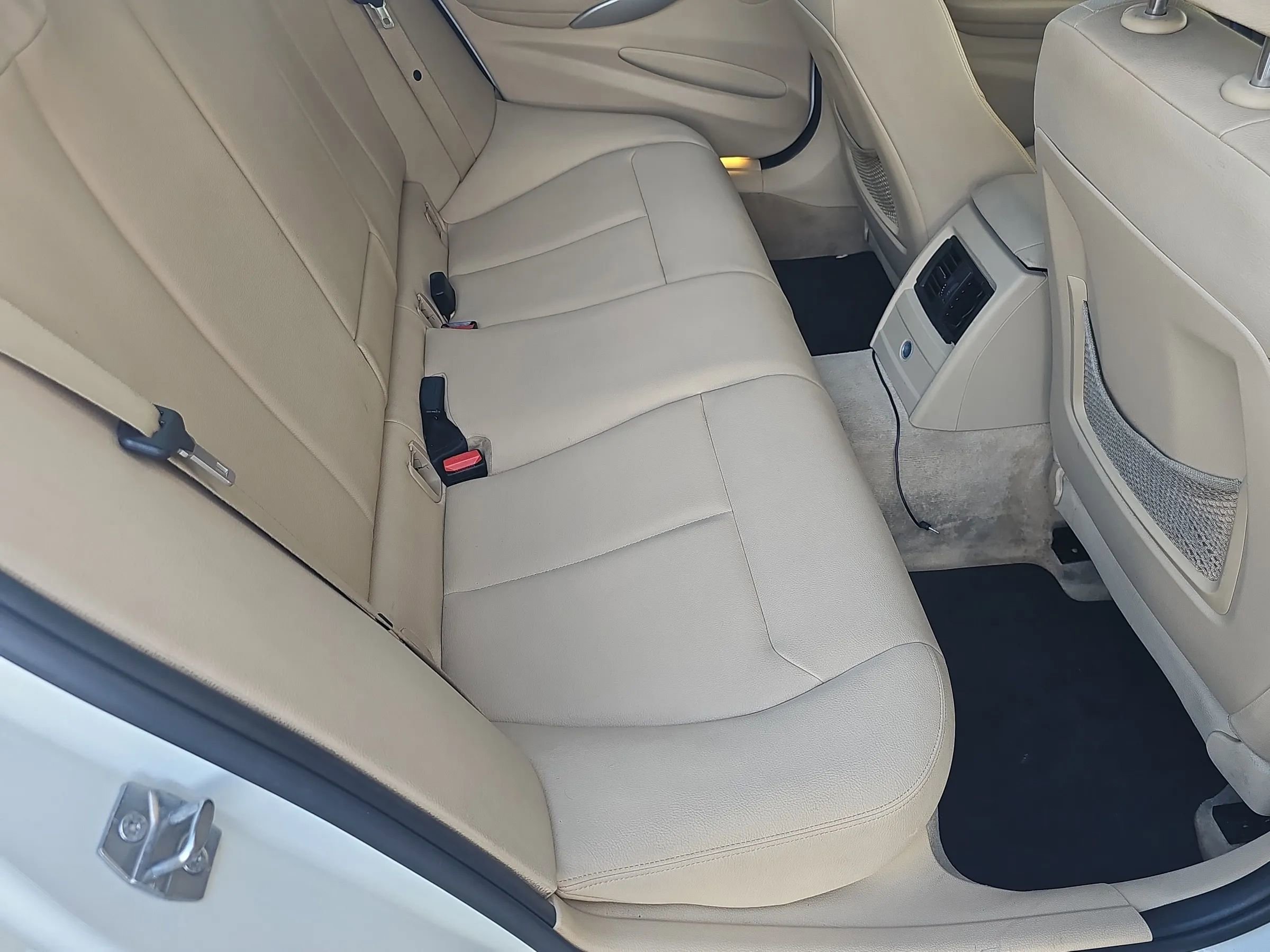 Used 2013 BMW 328i Sedan RWD image 39