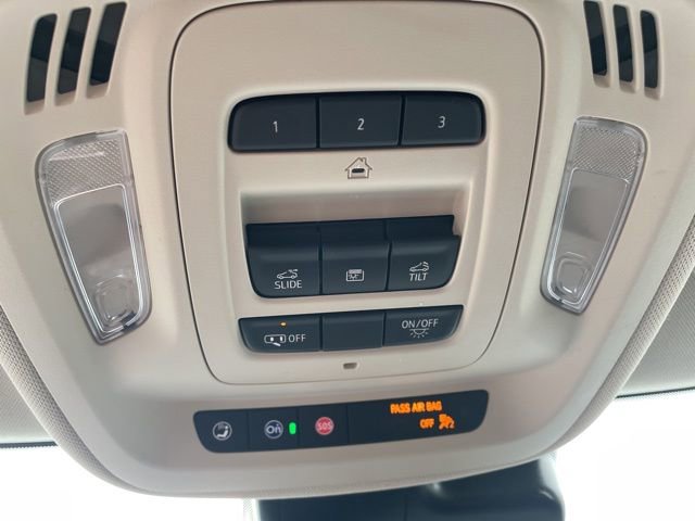 Used 2022 Buick Envision Essence w/ Technology Package I image 30