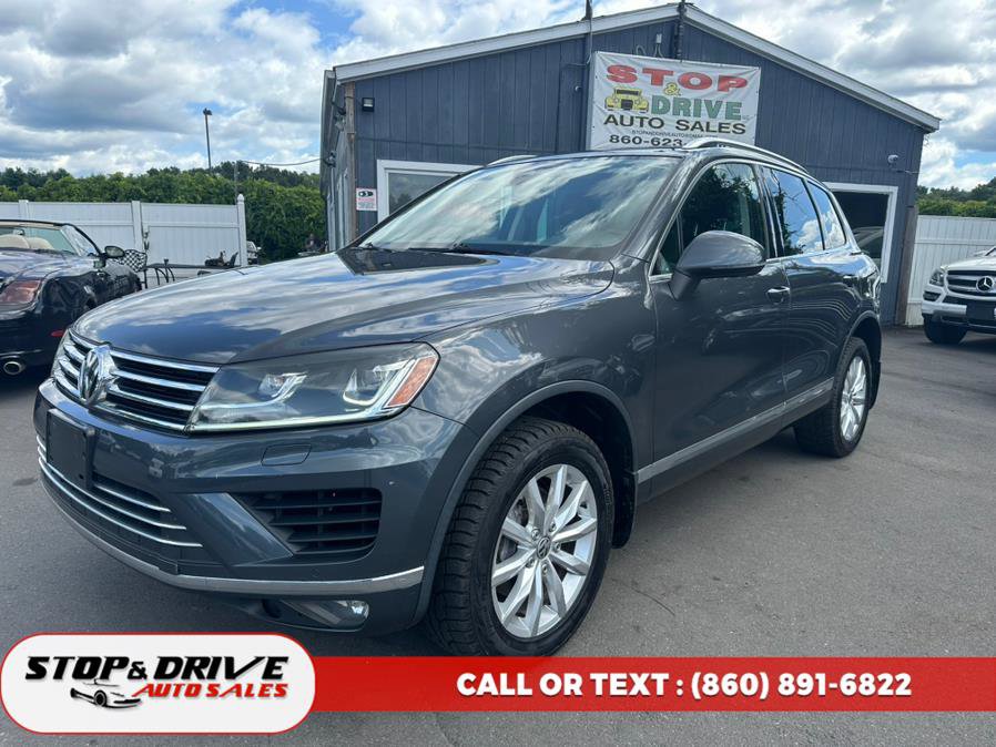 Used 2016 Volkswagen Touareg Sport AWD/4WD image 1