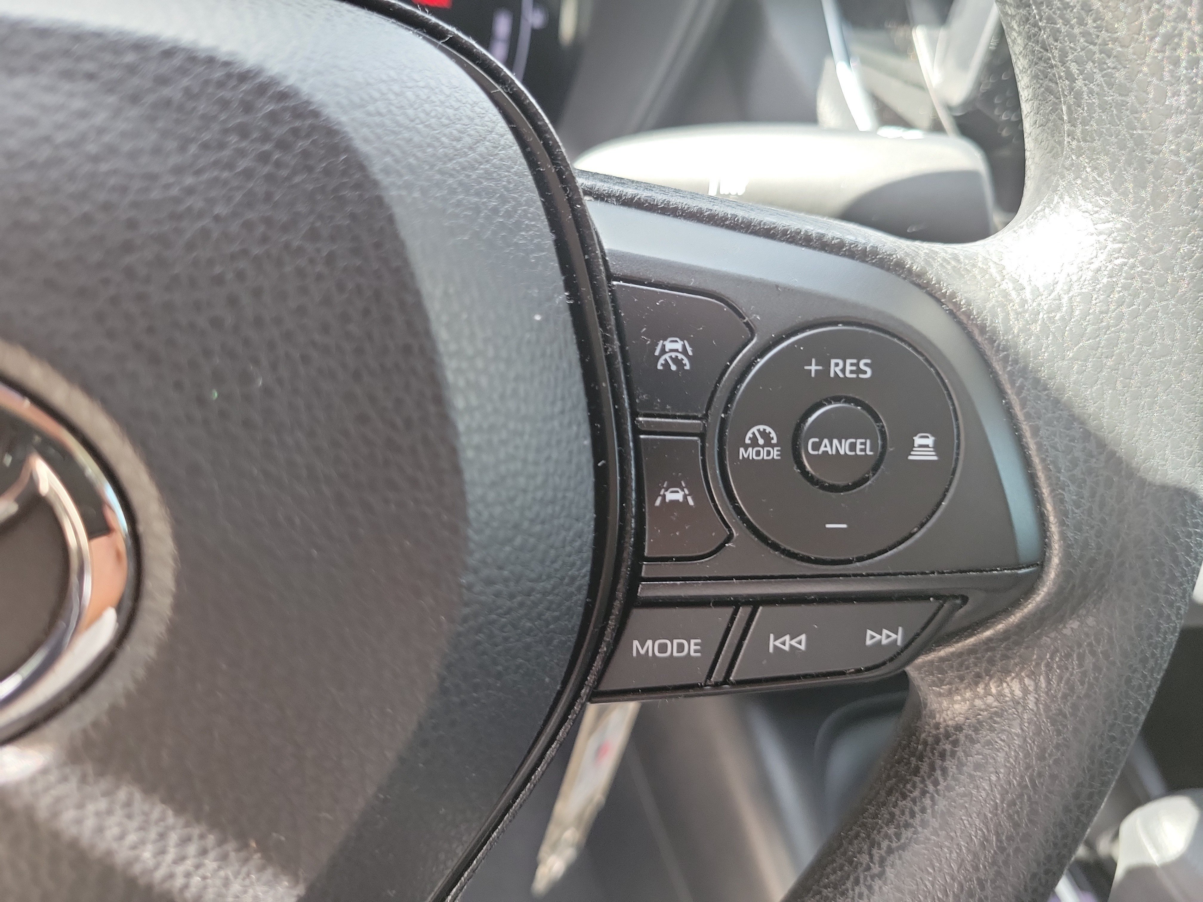 Certified 2026 Toyota Corolla LE FWD image 27