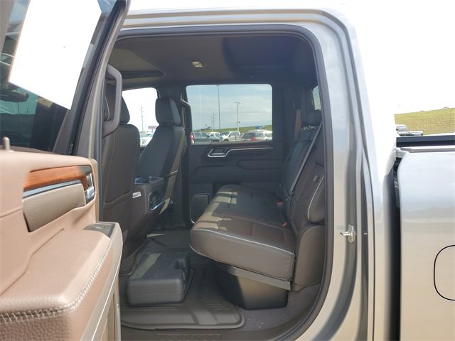 New 2026 GMC Sierra 2500 Denali w/ Denali Reserve Package image 9