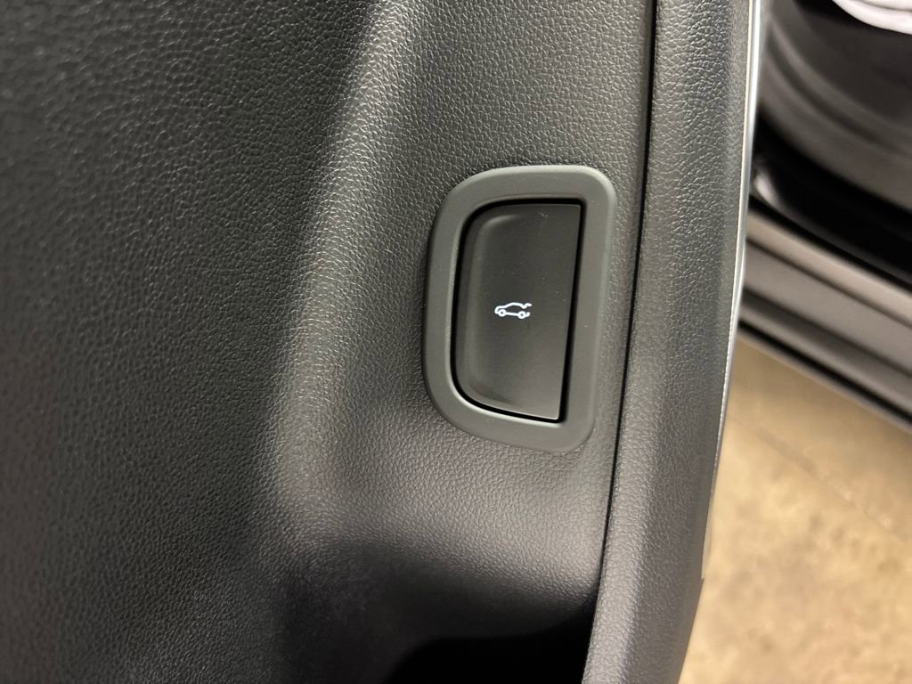 New 2026 Buick Enclave Preferred w/ Power Package image 25