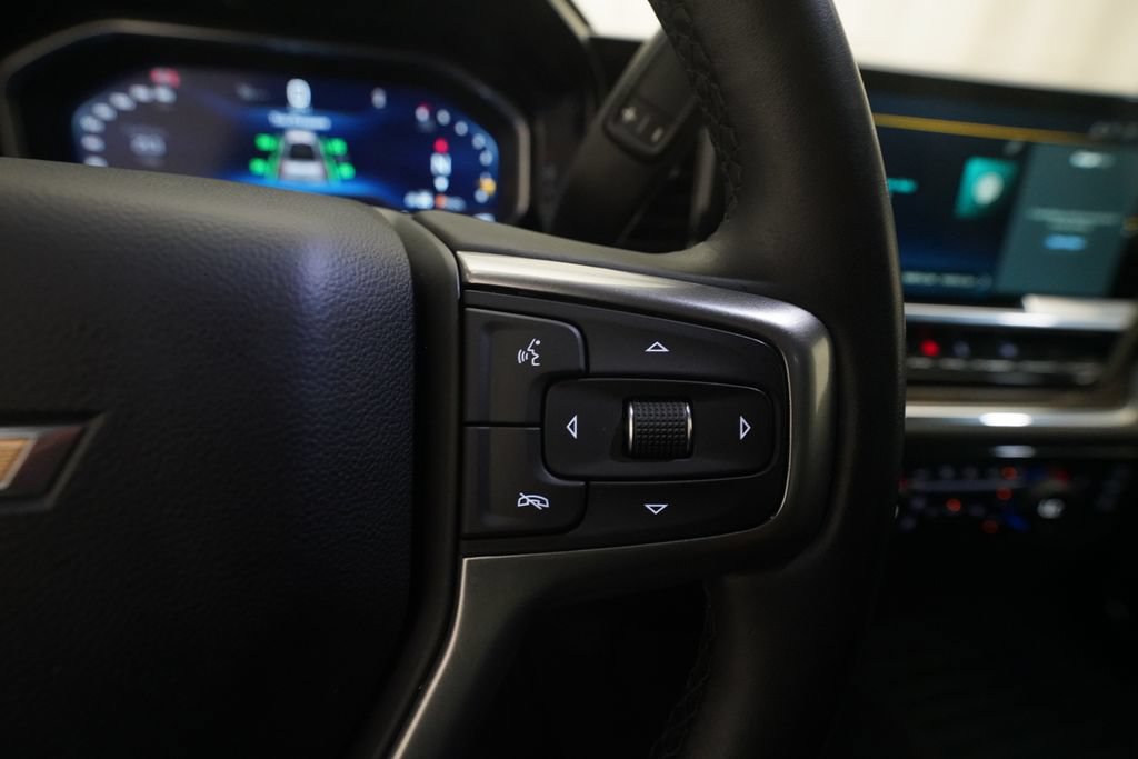 Used 2024 Chevrolet Silverado 1500 LT AWD/4WD image 17