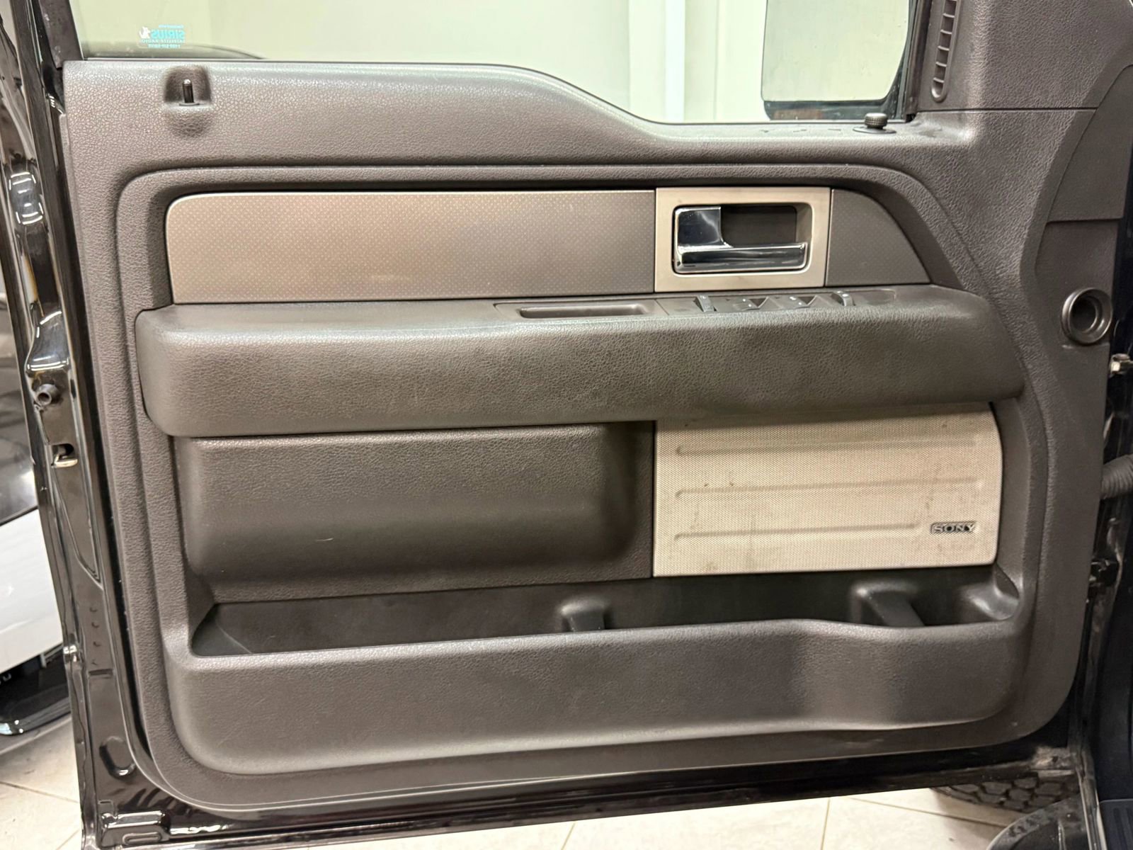 Used 2010 Ford F150 Raptor AWD/4WD image 16