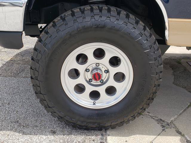 Used 1990 Ford Bronco AWD/4WD image 27