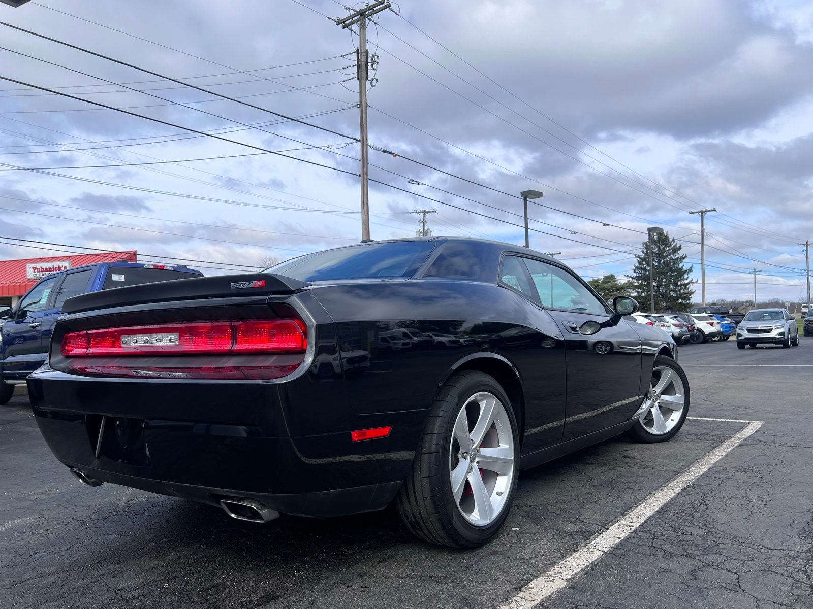 Used 2009 Dodge Challenger SRT8 w/ SRT Option Group II RWD image 7