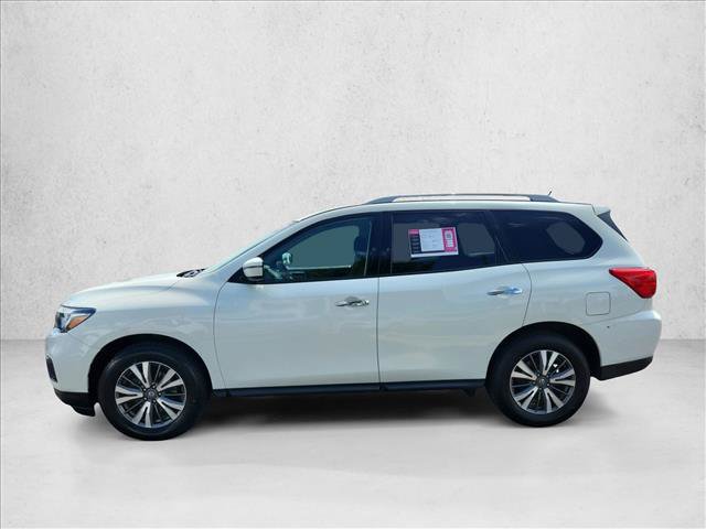 Used 2017 Nissan Pathfinder SV AWD/4WD image 2