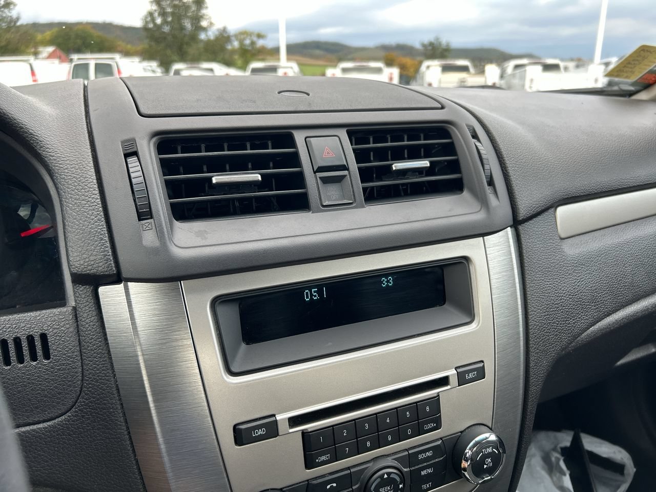 Used 2010 Ford Fusion SE FWD image 26