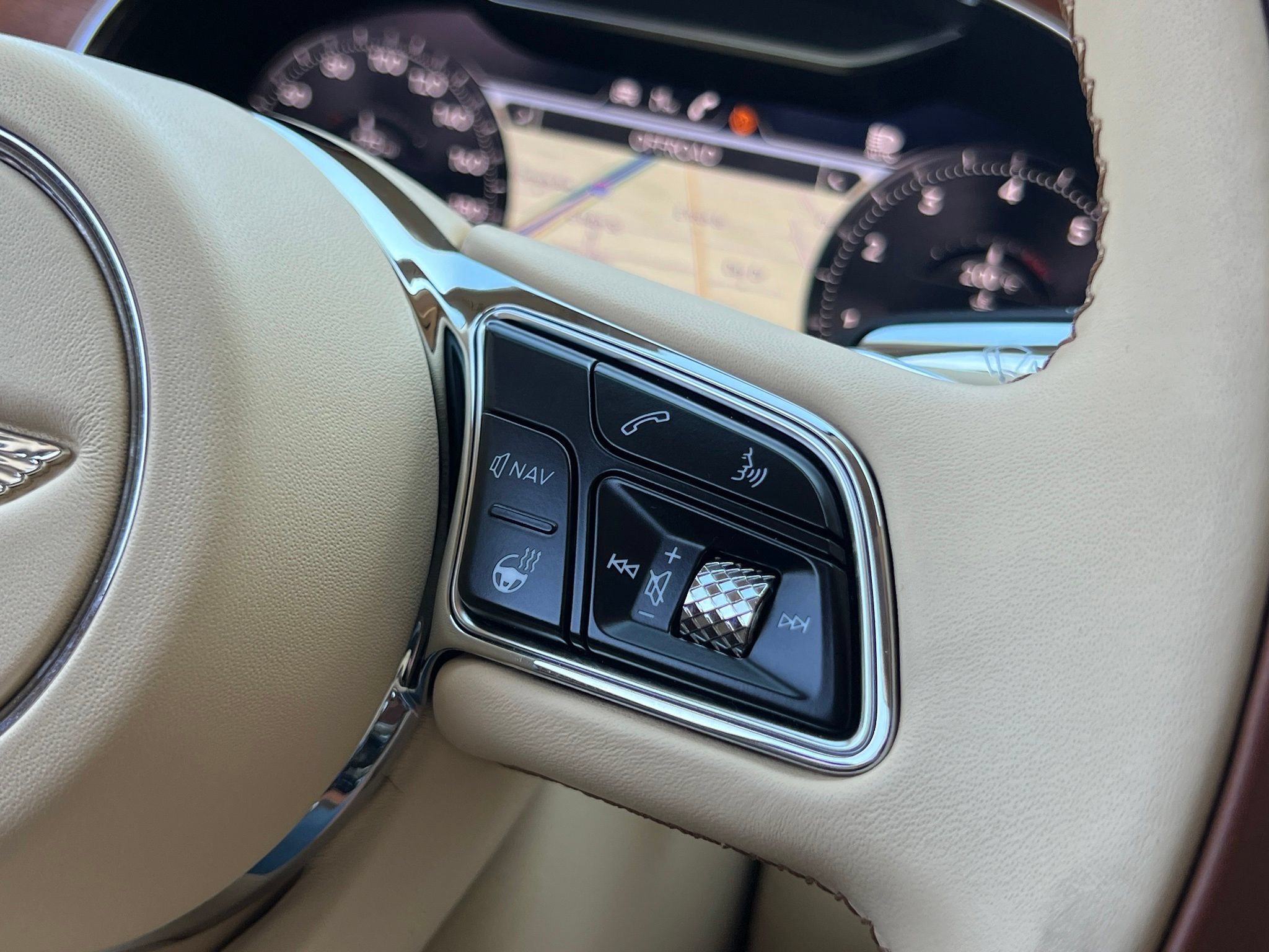 Used 2023 Bentley Flying Spur W12 AWD/4WD image 28