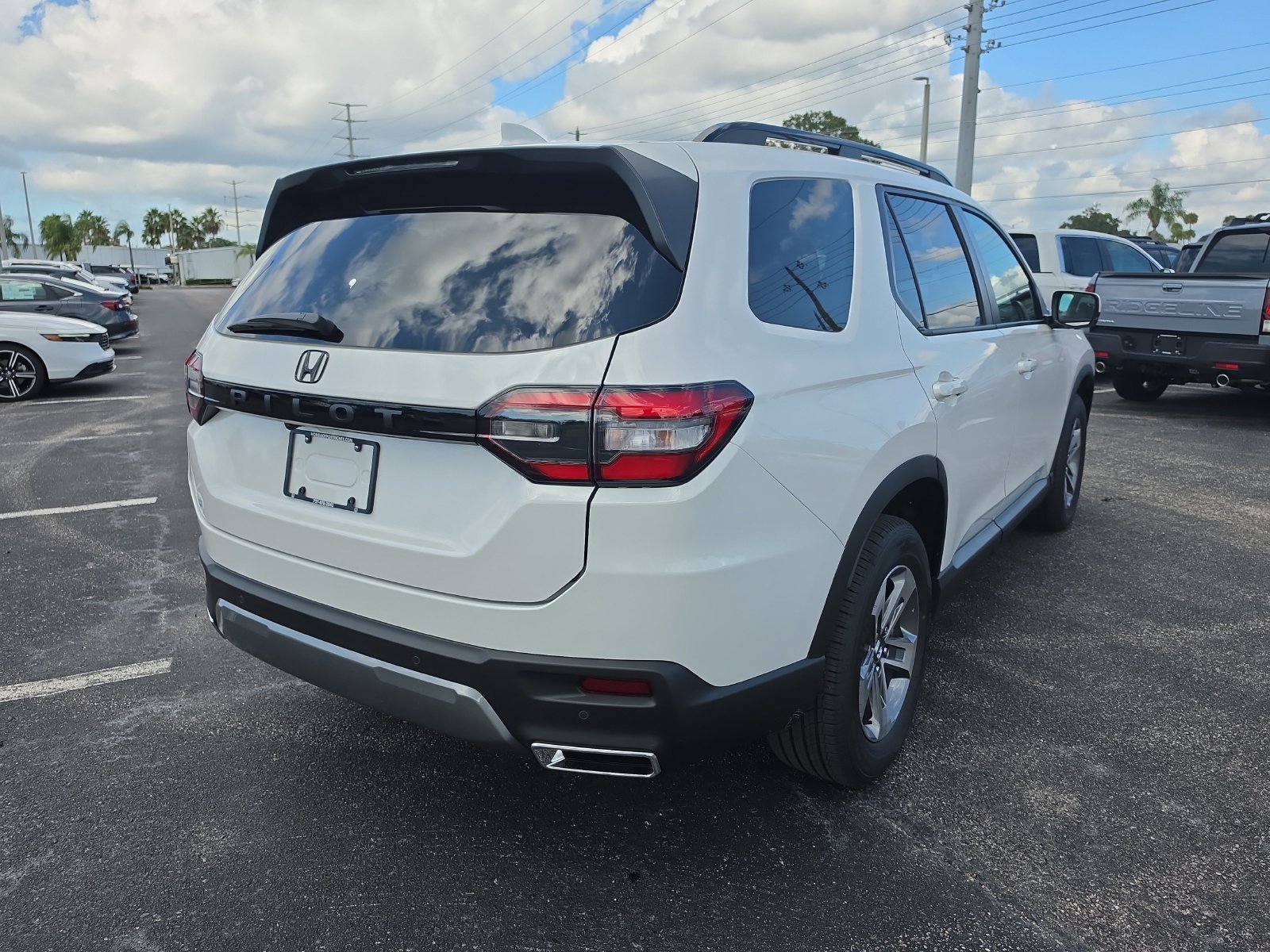 New 2026 Honda Pilot EX-L image 4