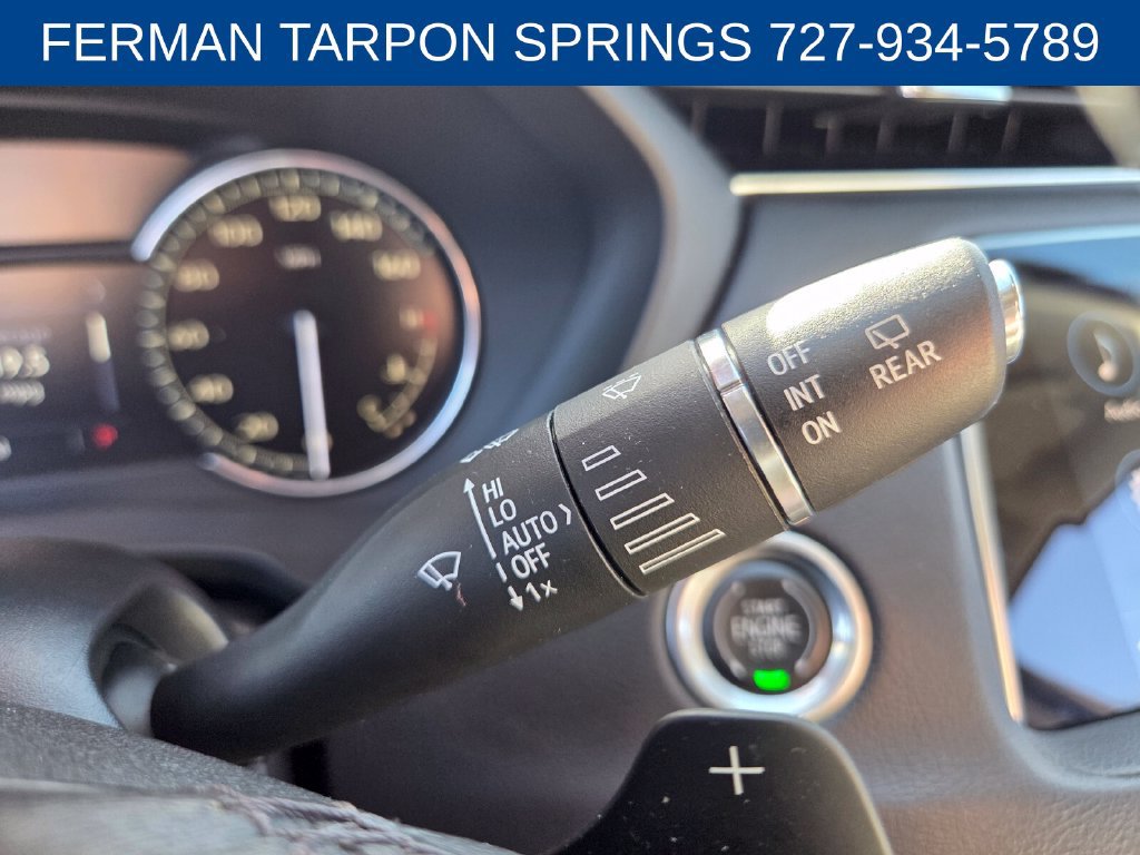 Certified 2022 Cadillac XT4 Premium Luxury w/ Safety Alert Package FWD image 29