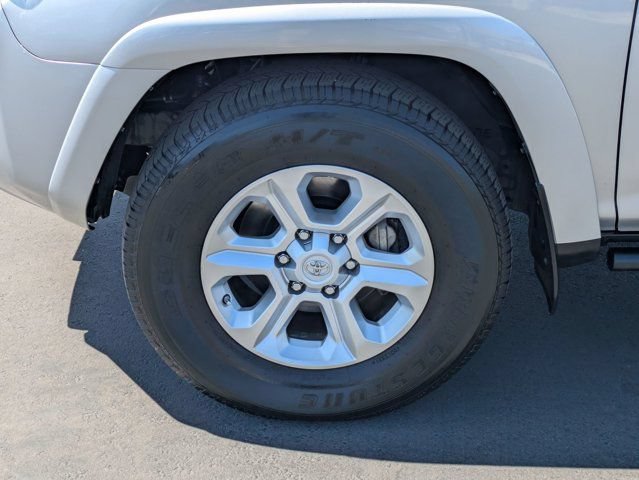 Used 2019 Toyota 4Runner SR5 w/ Convenience Package RWD image 9