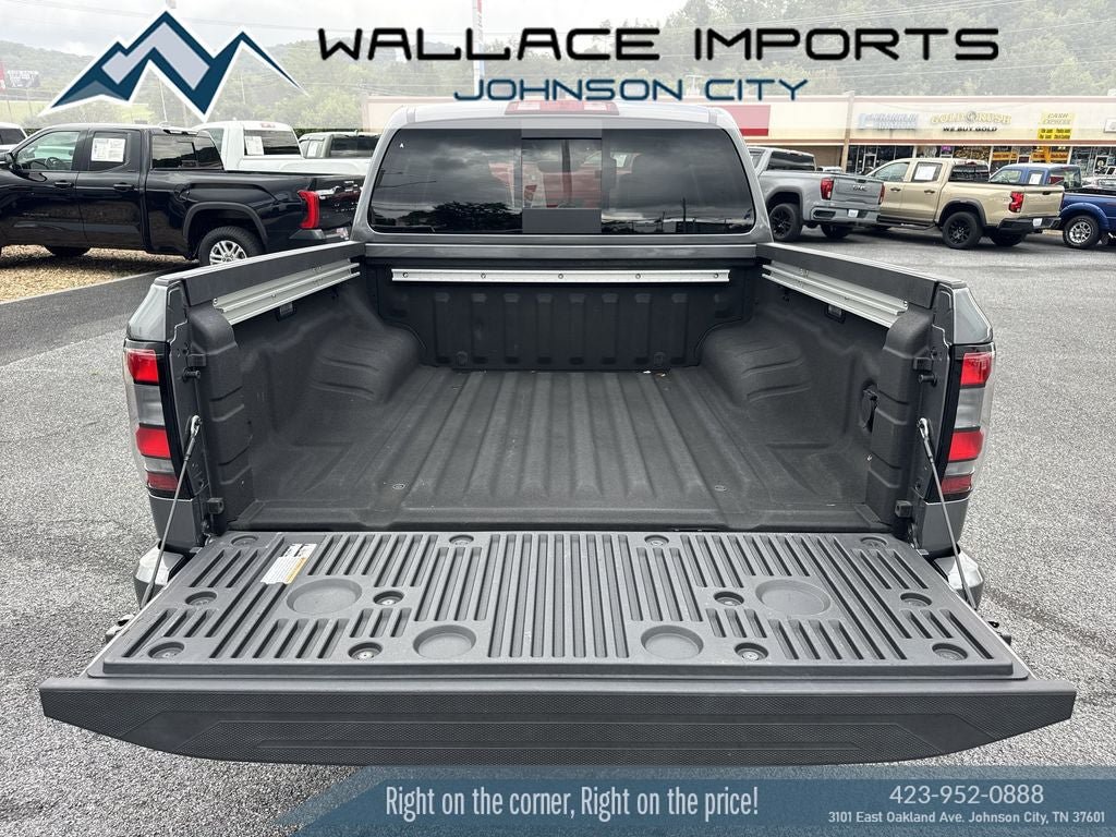 Used 2024 Nissan Frontier SL w/ Technology Package RWD image 41