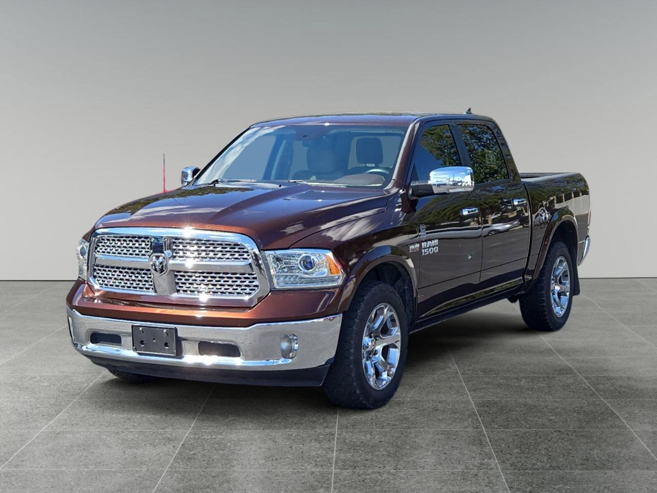 Used 2013 RAM 1500 Laramie w/ Convenience Group AWD/4WD image 3