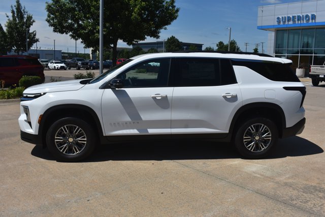 New 2026 Chevrolet Traverse LT w/ Driver Confidence Package AWD/4WD image 9