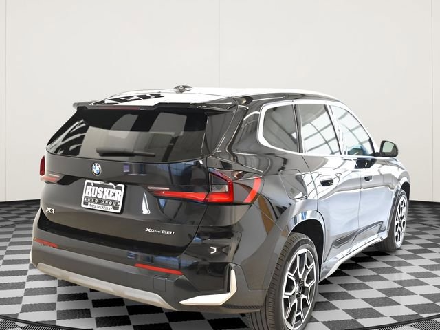 Used 2025 BMW X1 xDrive28i AWD/4WD image 4