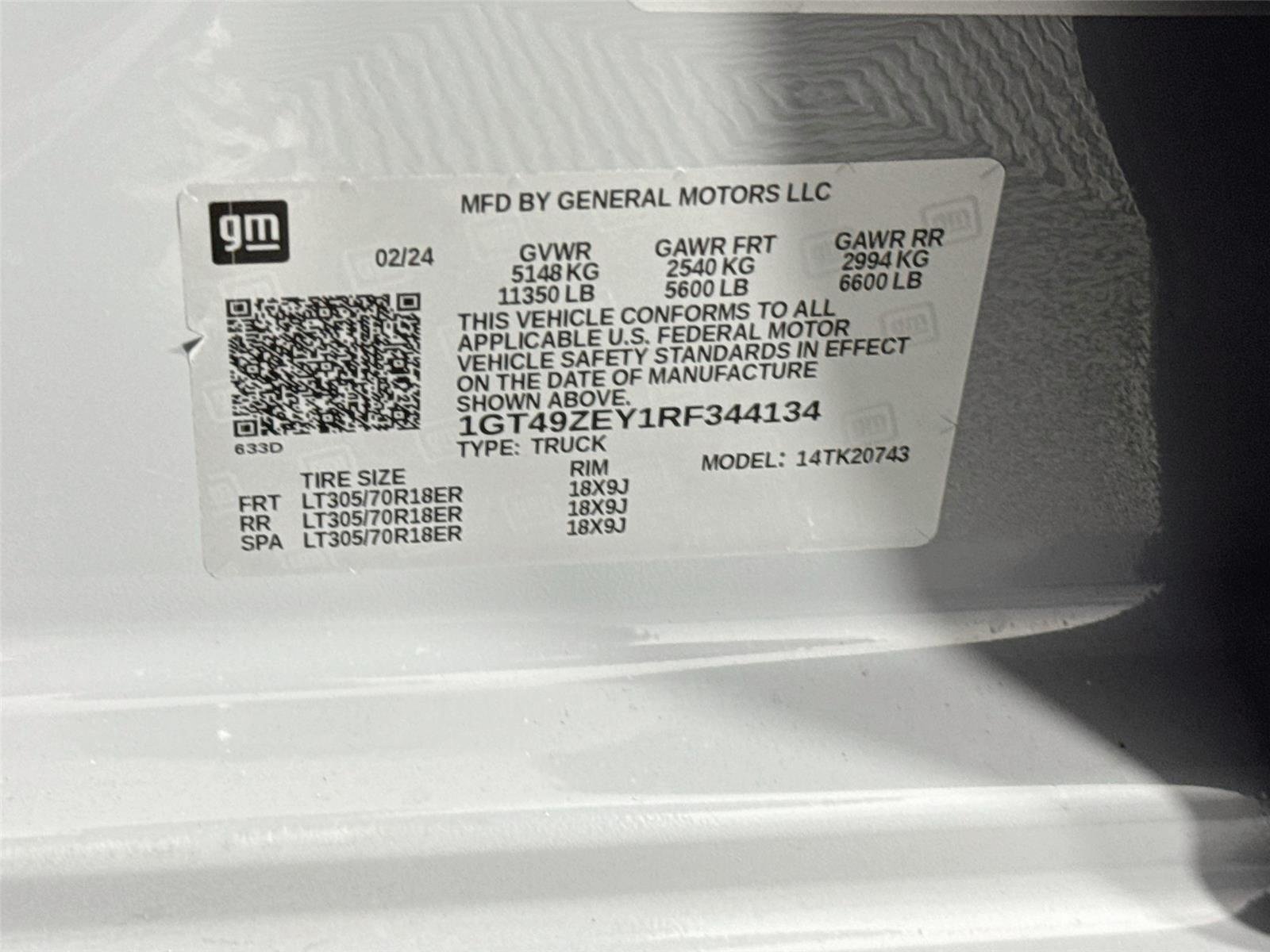 Used 2024 GMC Sierra 2500 AT4X AWD/4WD image 33