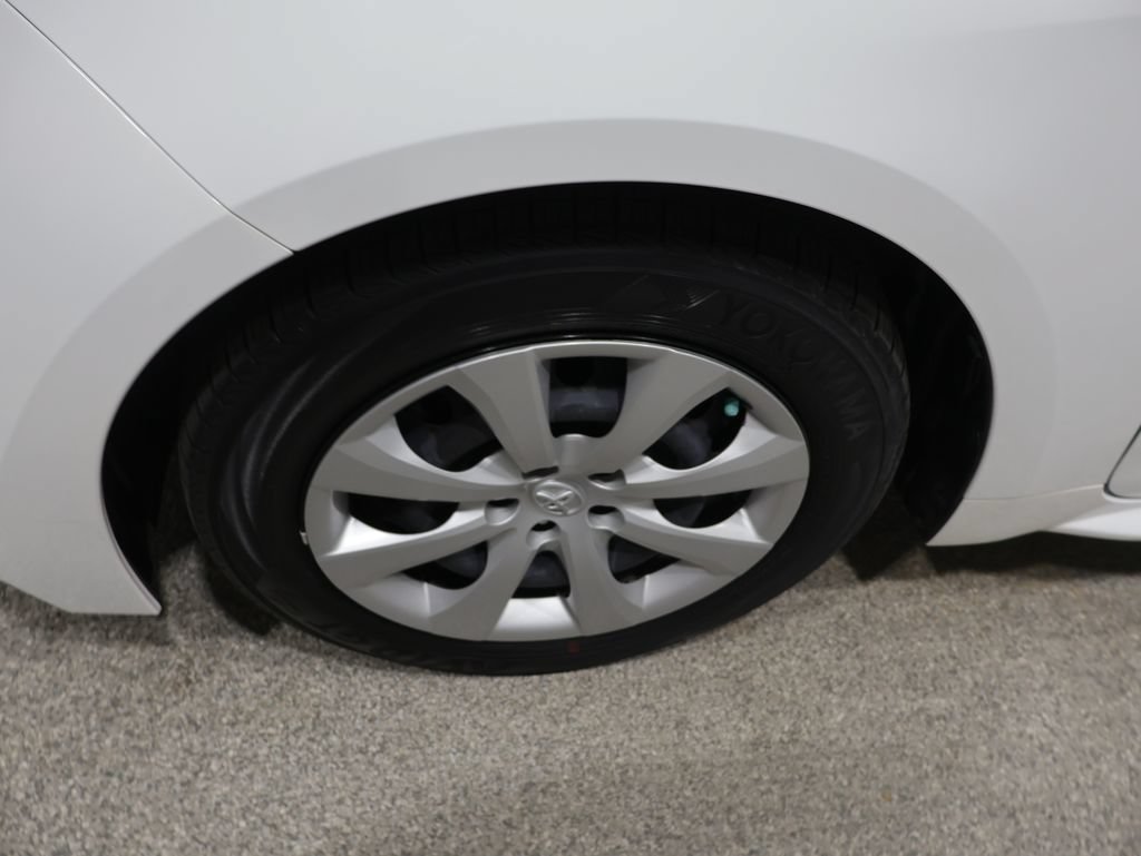Certified 2023 Toyota Corolla LE AWD/4WD image 10