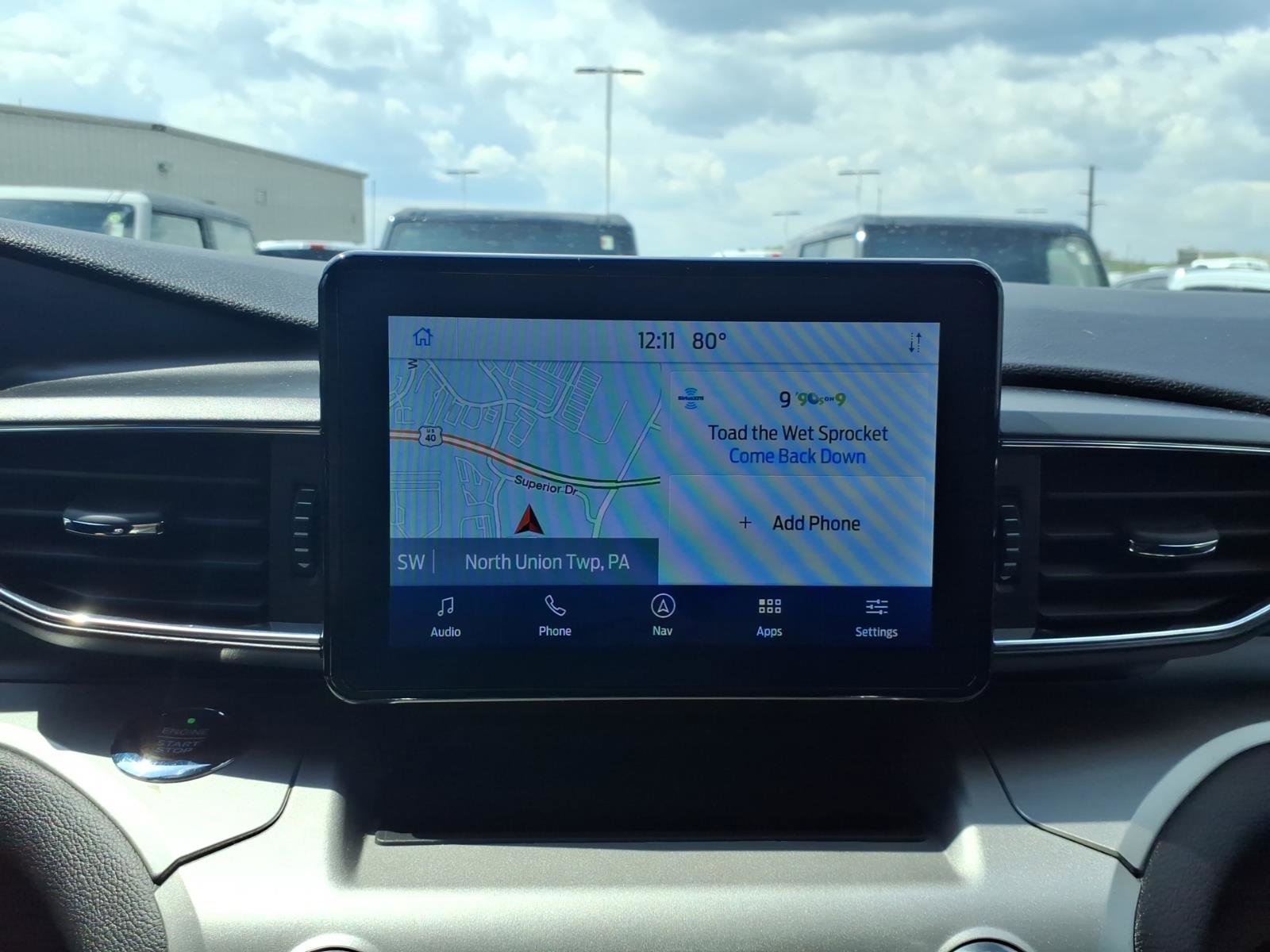 Used 2021 Ford Explorer XLT w/ Equipment Group 202A AWD/4WD image 12