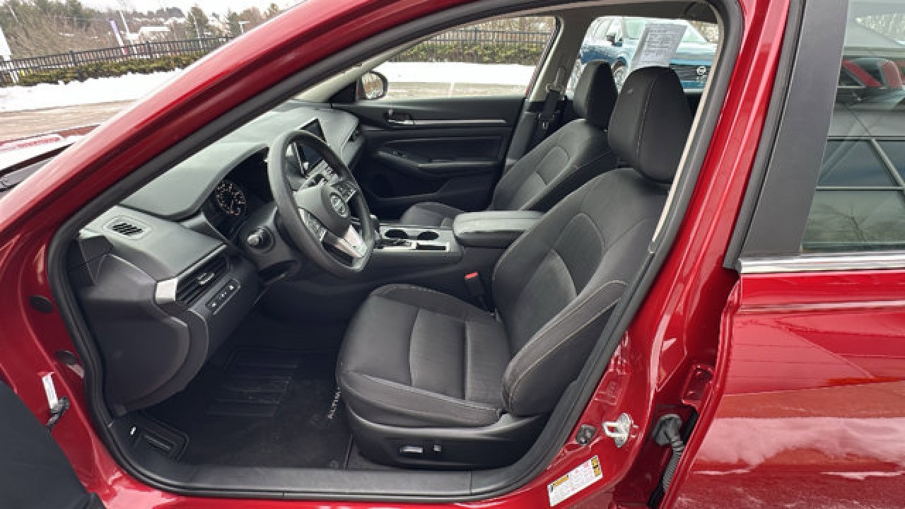 Certified 2022 Nissan Altima 2.5 SV image 13