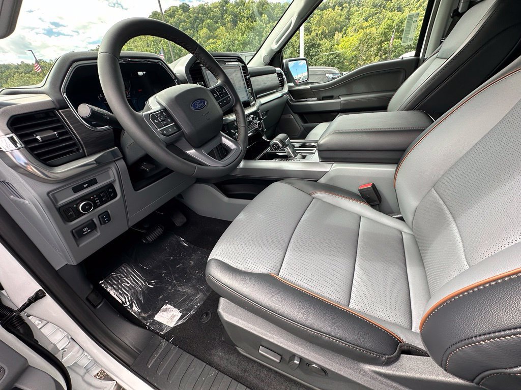 New 2026 Ford F150 Lariat w/ Equipment Group 501A Mid AWD/4WD image 18