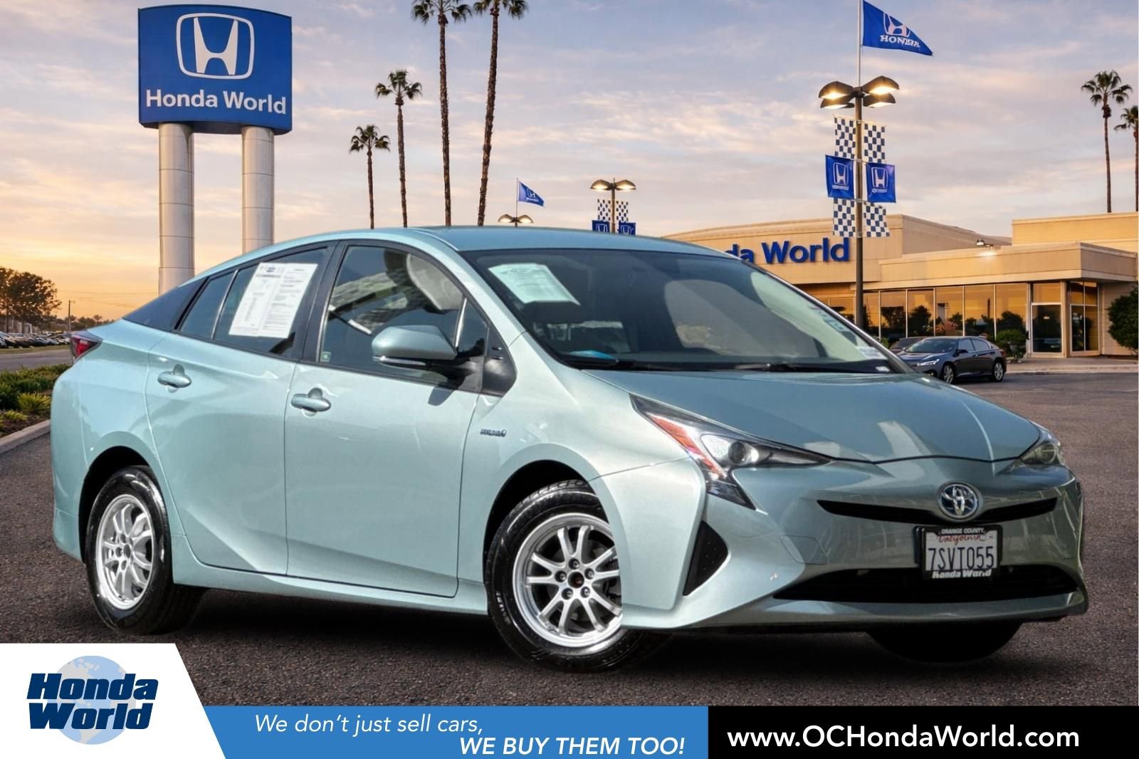 Used 2016 Toyota Prius Two image 1