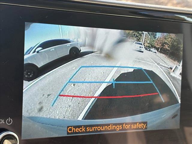 Used 2023 Toyota Highlander XLE image 7