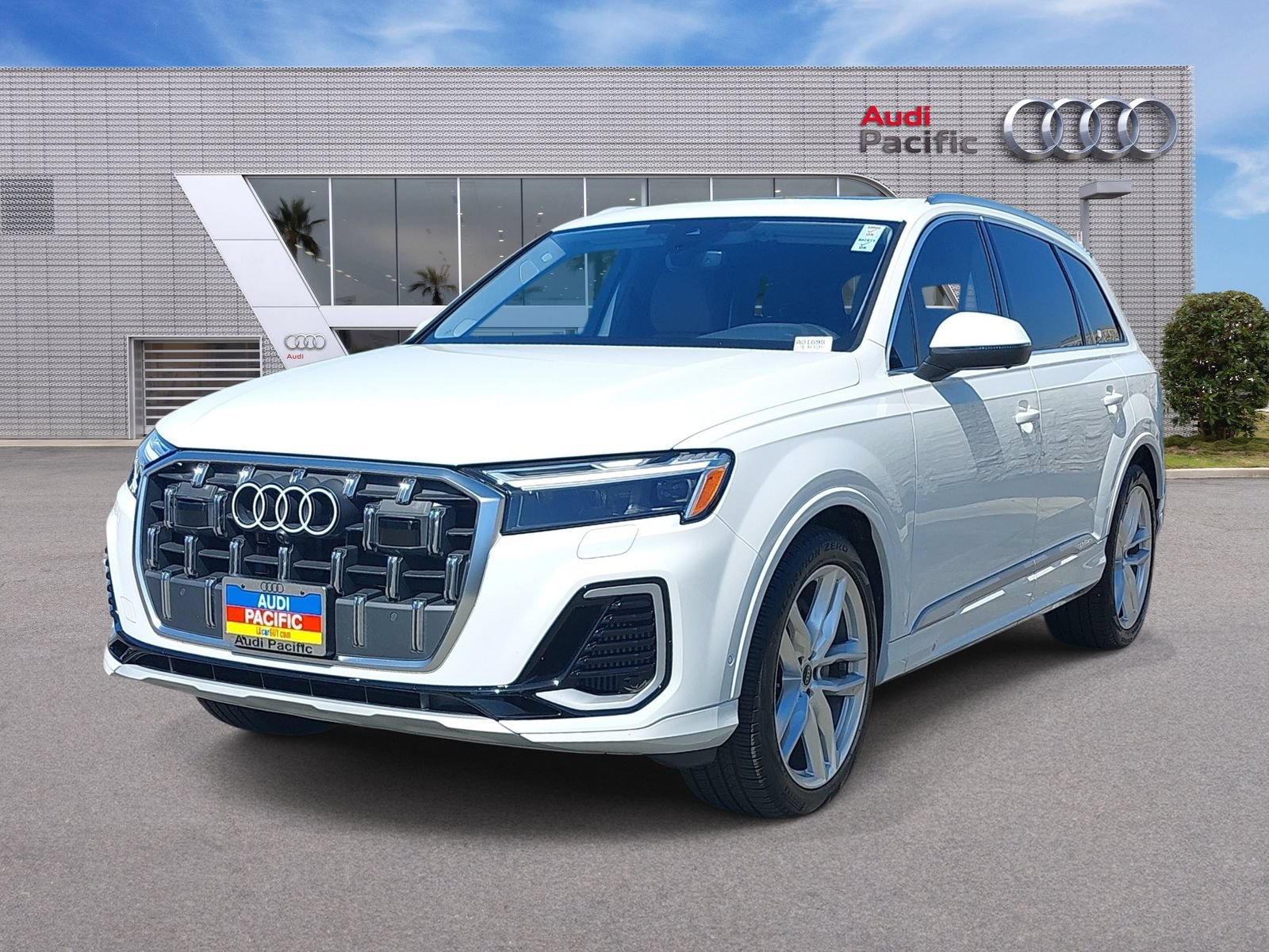 Used 2025 Audi Q7 3.0T Premium Plus