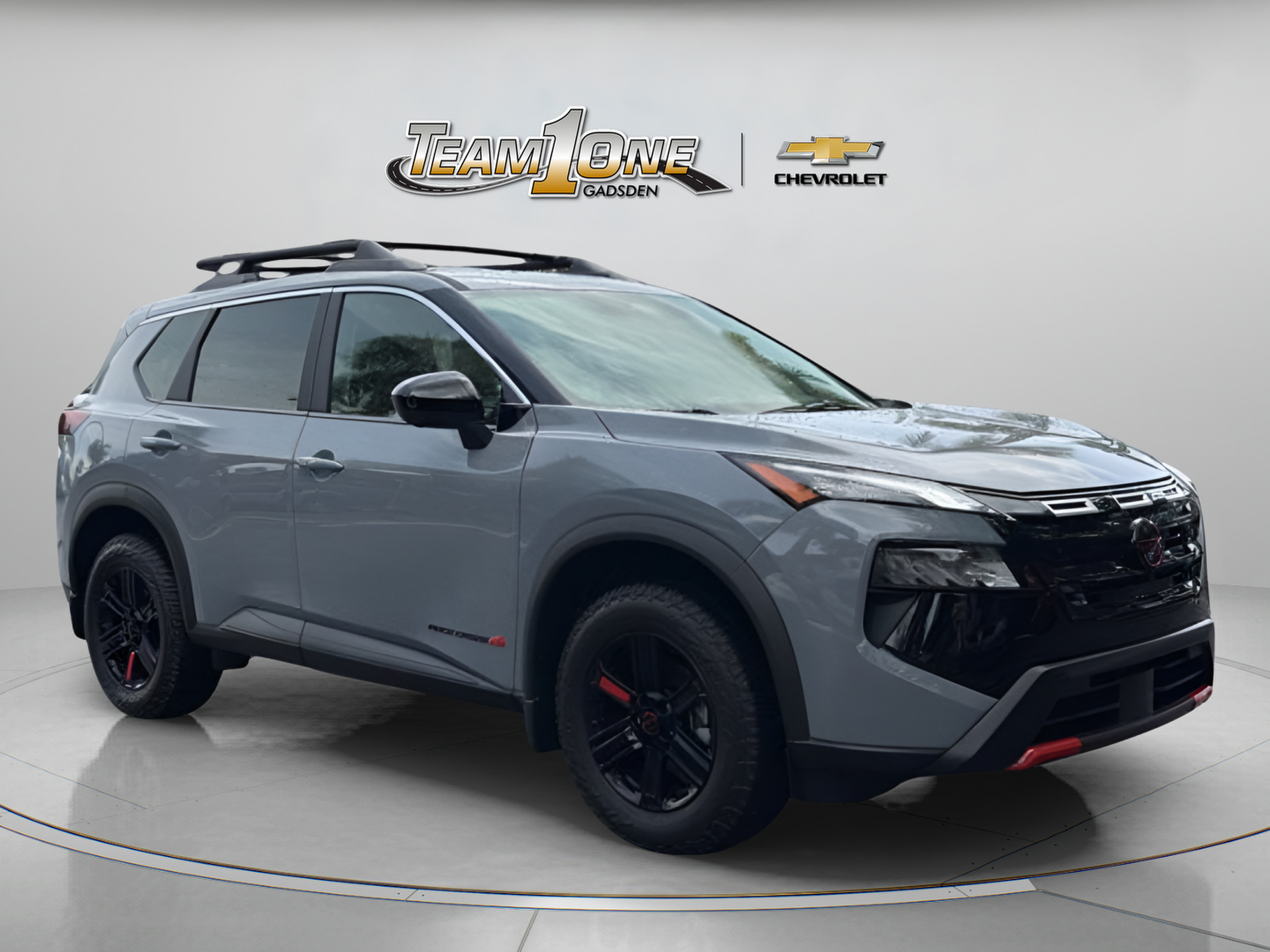 Used 2026 Nissan Rogue SV AWD/4WD image 1