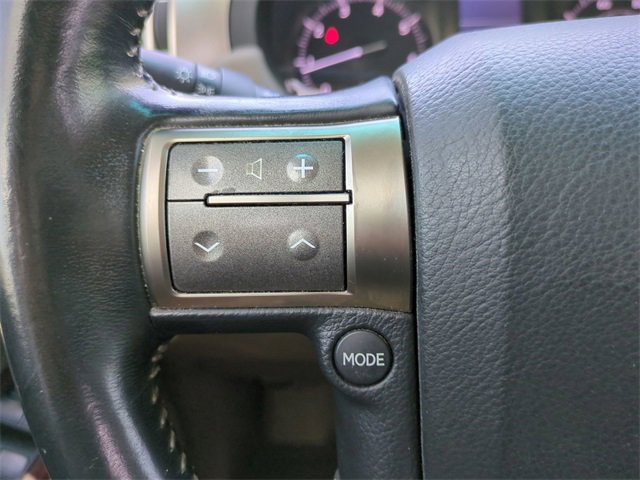 Used 2011 Lexus GX 460 image 30