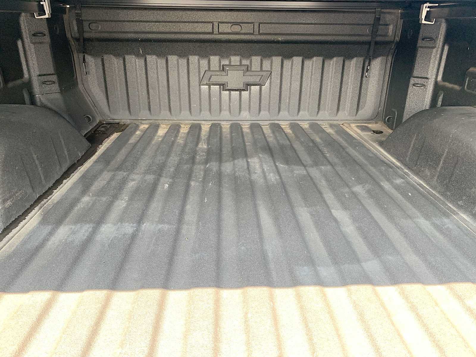 Certified 2022 Chevrolet Silverado 1500 RST AWD/4WD image 24