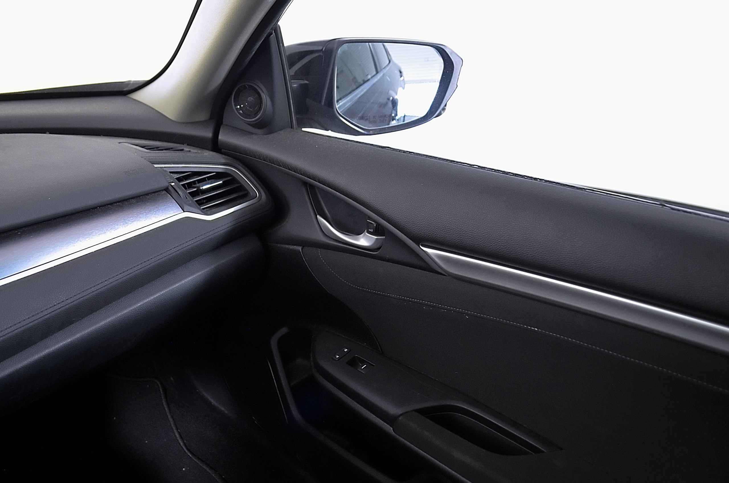 Used 2017 Honda Civic EX-T image 23