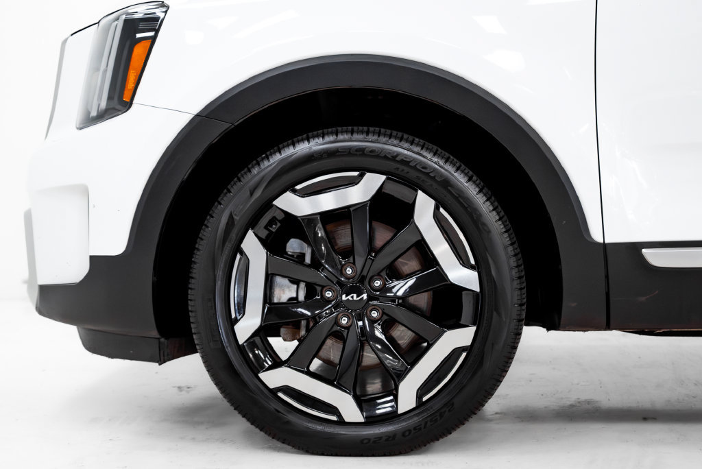Certified 2025 Kia Telluride S AWD/4WD image 30