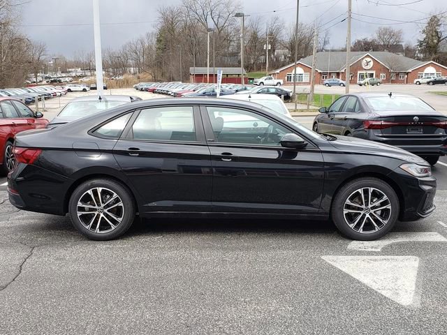 New 2026 Volkswagen Jetta Sport image 2