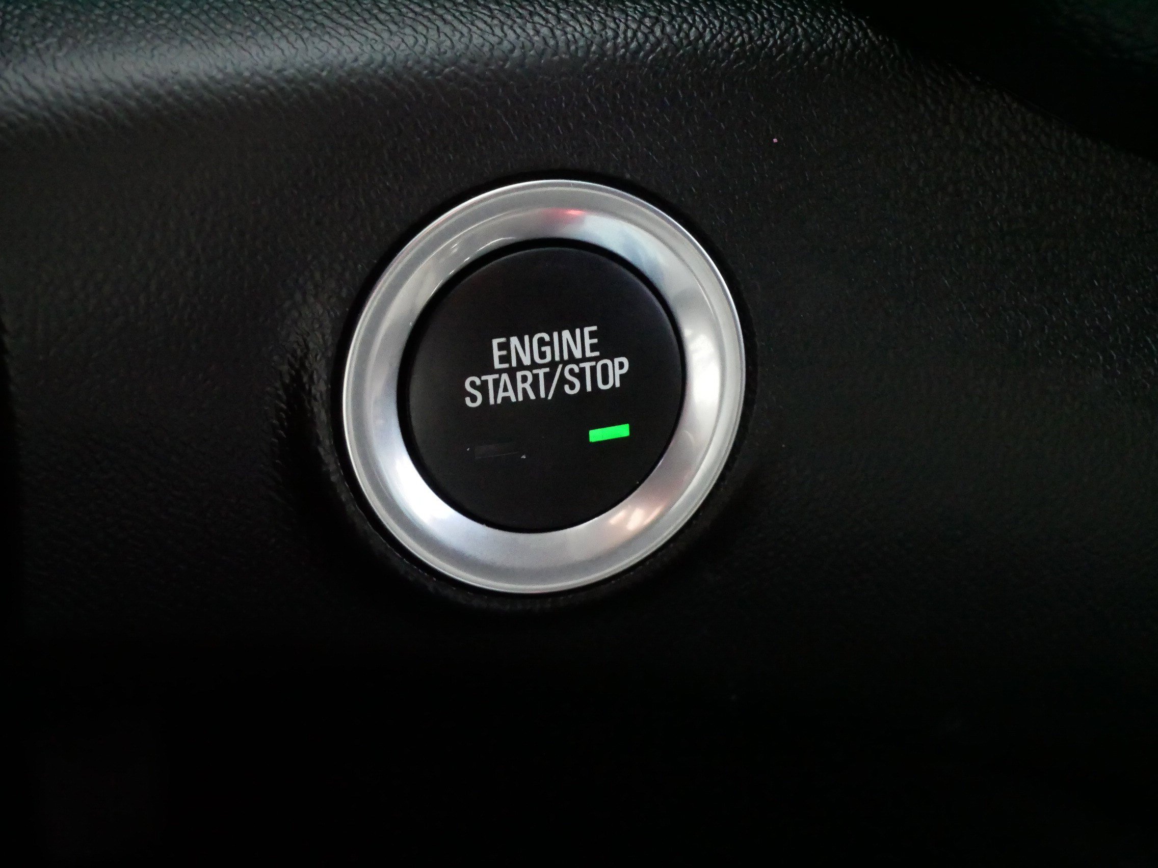 Used 2024 GMC Terrain SLE image 28