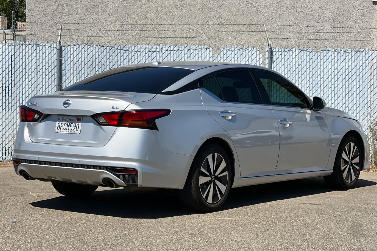 Used 2019 Nissan Altima 2.5 SL FWD image 3
