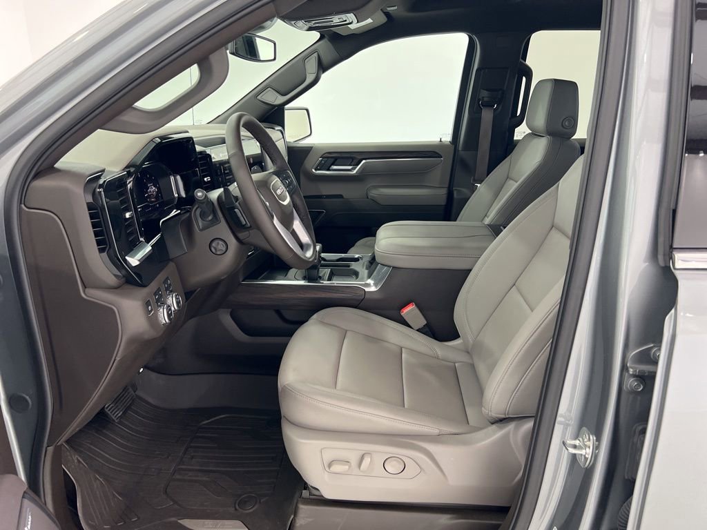 Used 2025 GMC Sierra 1500 SLT w/ SLT Premium Plus Package image 18
