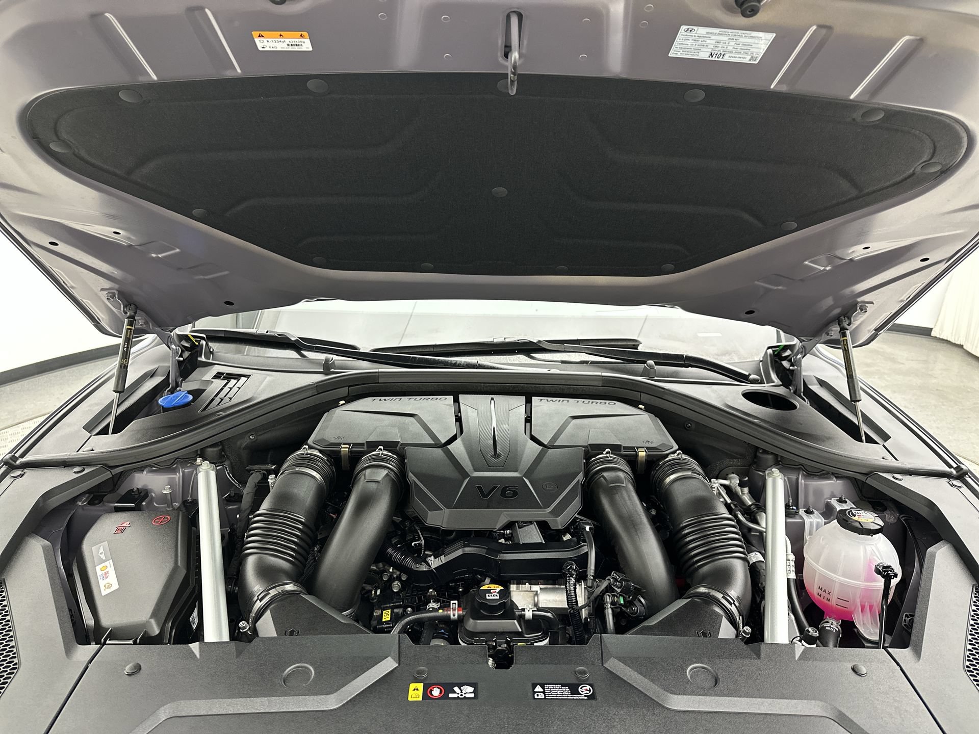 Certified 2026 Genesis GV70 3.5T Sport Prestige AWD/4WD image 26