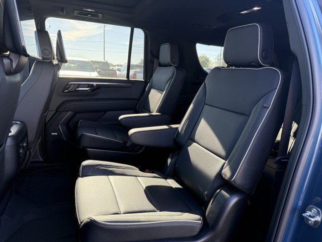New 2026 Chevrolet Suburban Premier image 13