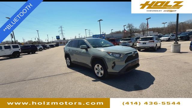 Used 2019 Toyota RAV4 XLE image 2