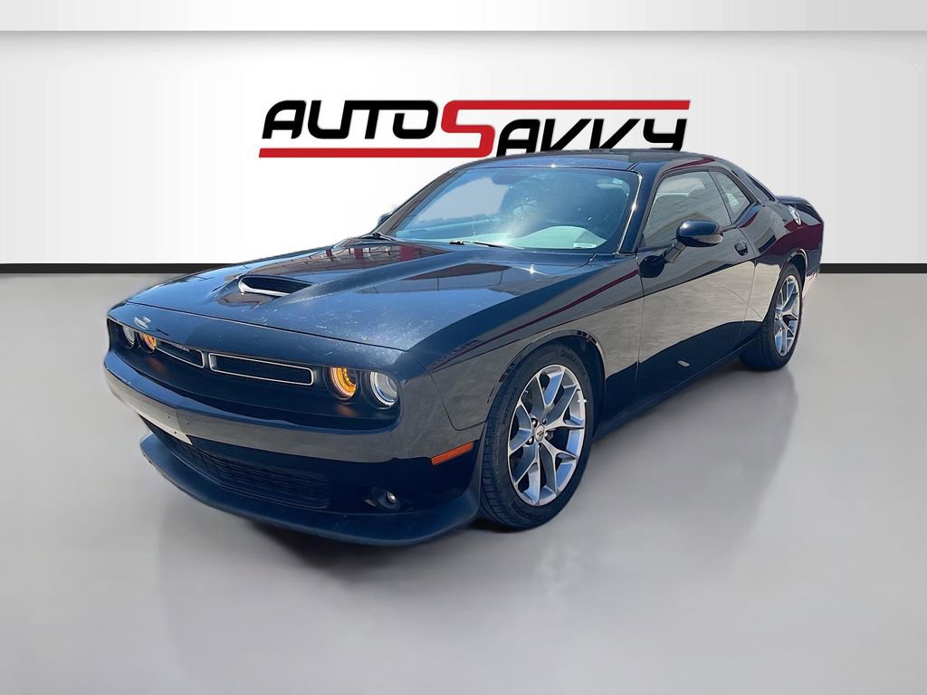 Used 2022 Dodge Challenger GT RWD image 3