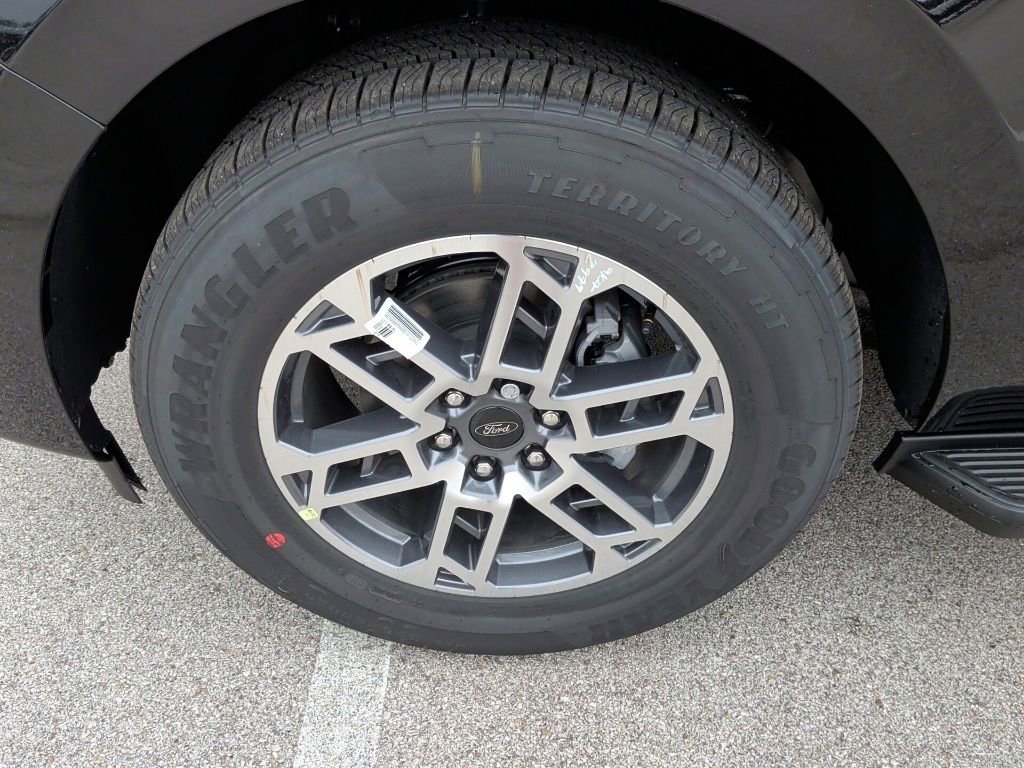 New 2026 Ford Expedition Max Active RWD image 48