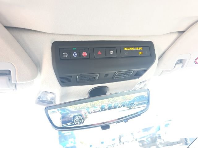 Used 2021 Chevrolet Corvette Stingray Premium Conv w/ Z51 Performance Package image 23