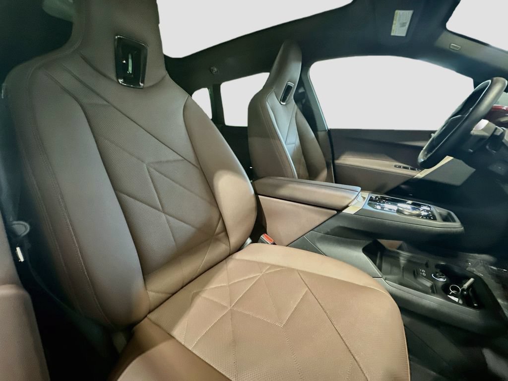 Certified 2024 BMW iX xDrive50 w/ Sport Package AWD/4WD image 29
