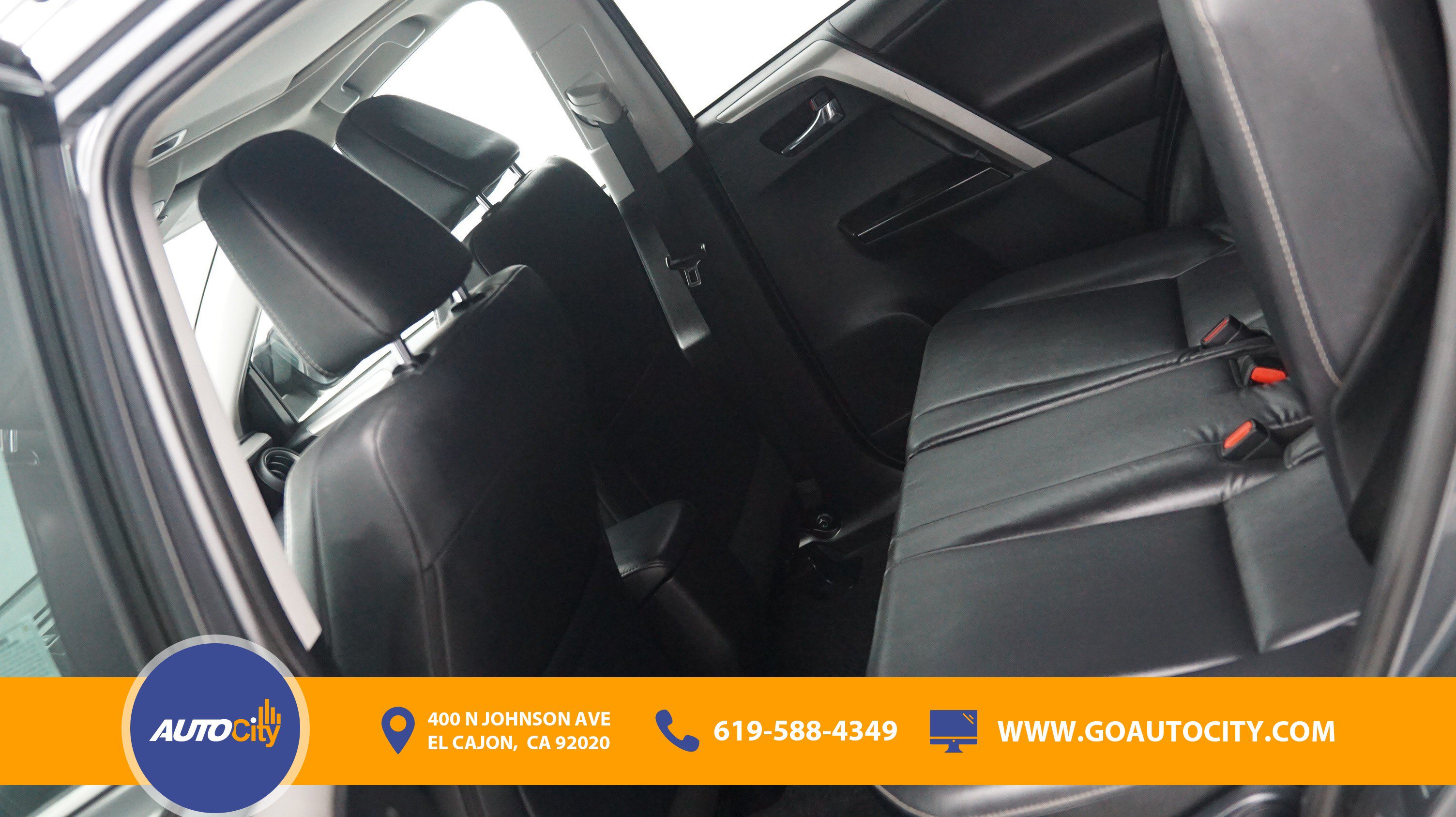 Used 2018 Toyota RAV4 Limited w/ Advanced Technology Package FWD image 12