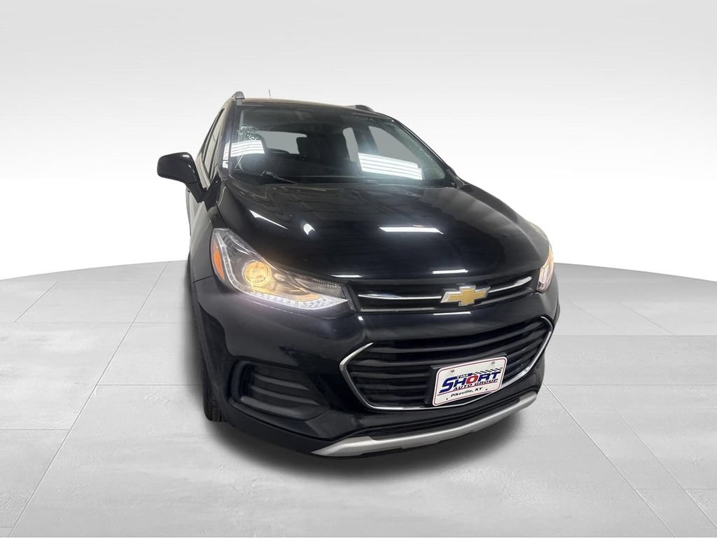 Used 2019 Chevrolet Trax LT w/ Driver Confidence Package FWD image 4