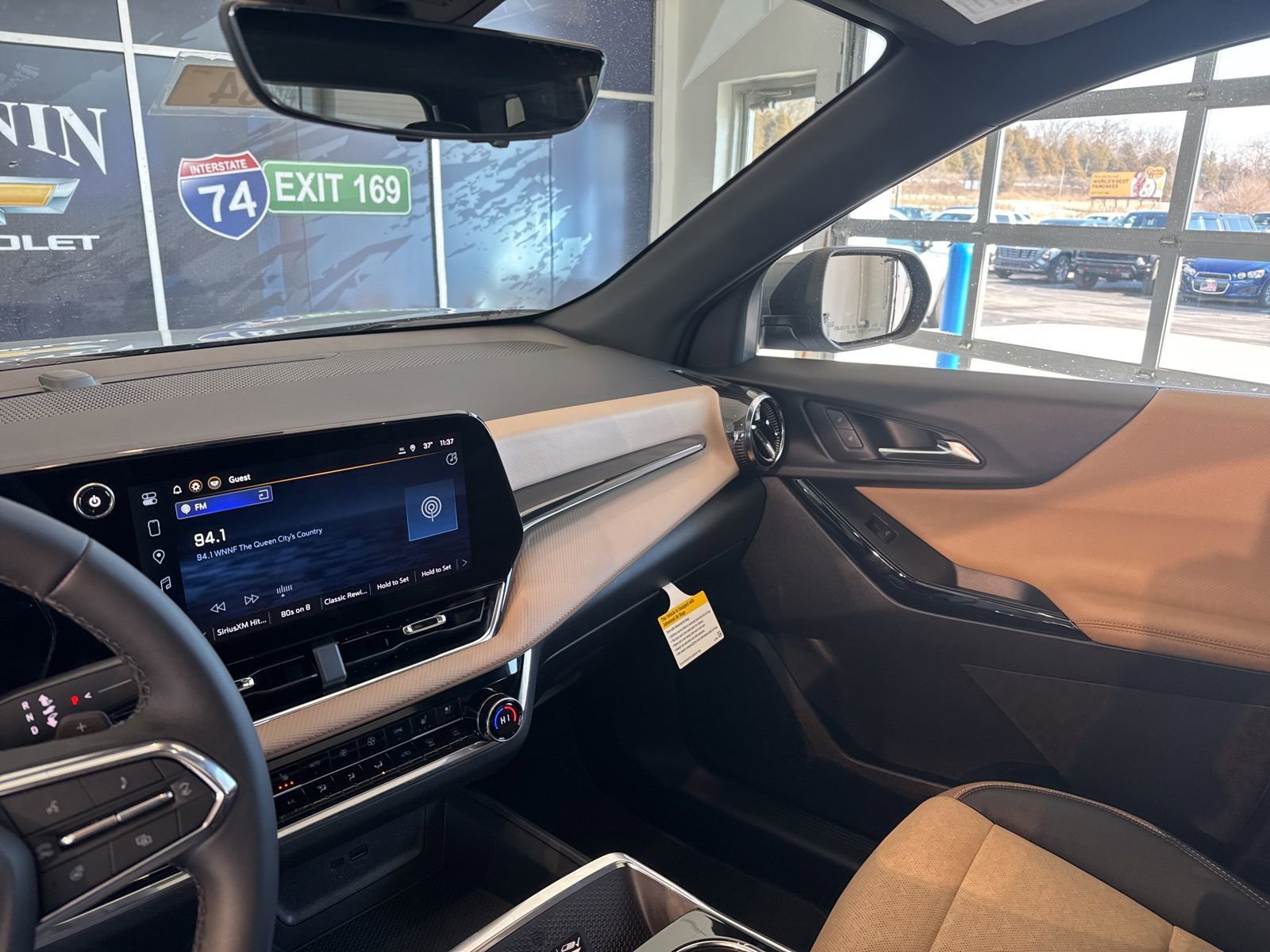 New 2026 Chevrolet Equinox ACTIV w/ Convenience Package III image 27