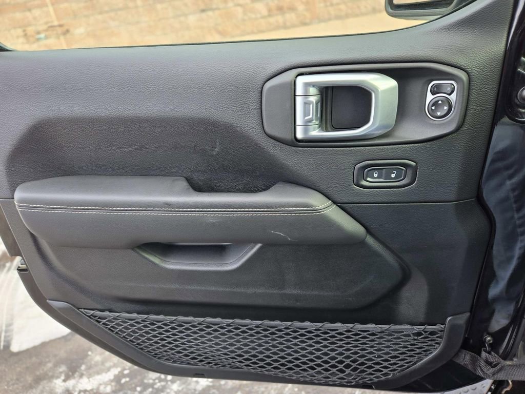 Certified 2021 Jeep Wrangler Unlimited Sahara image 37