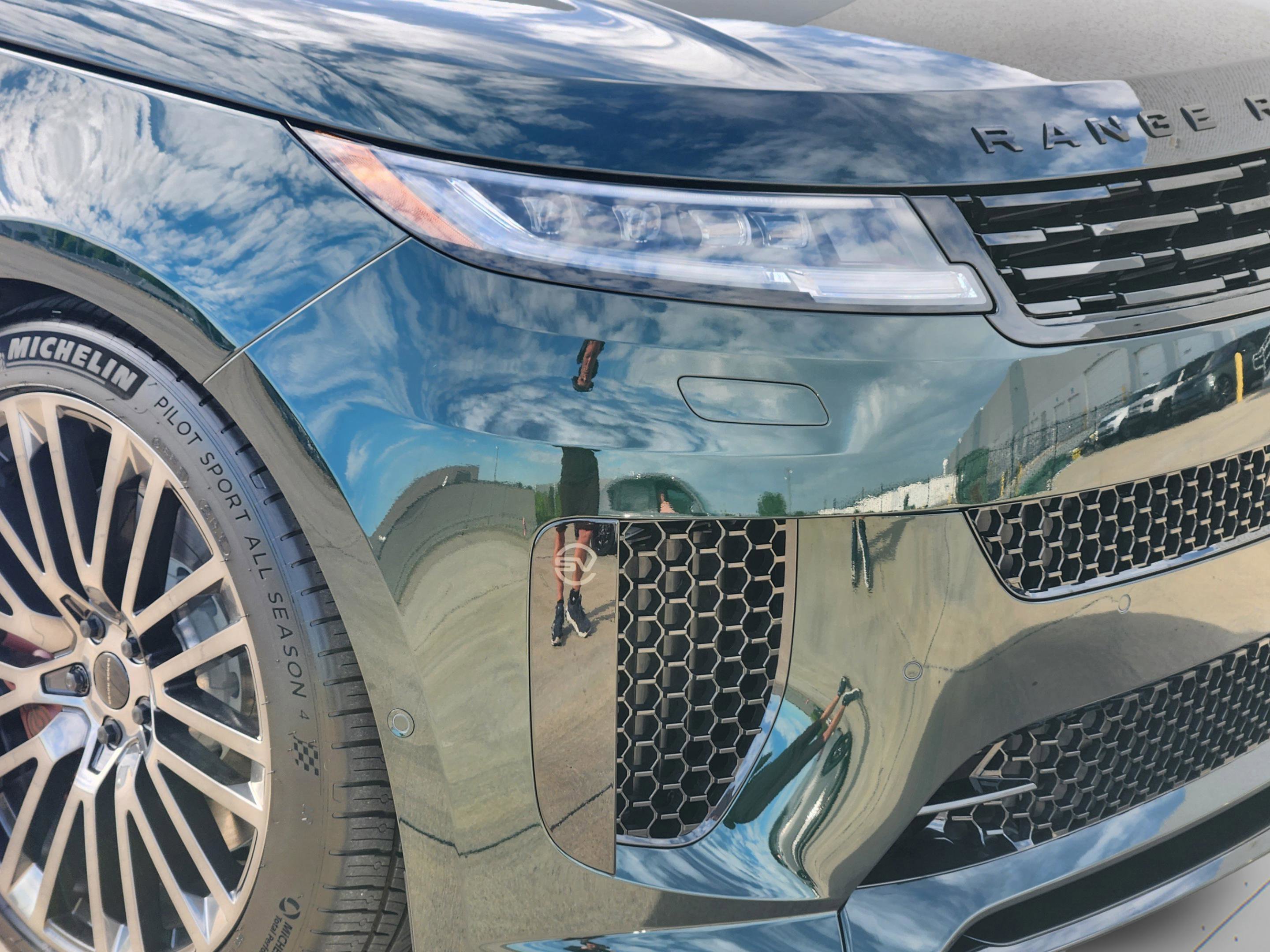 New 2026 Land Rover Range Rover Sport SV AWD/4WD image 28